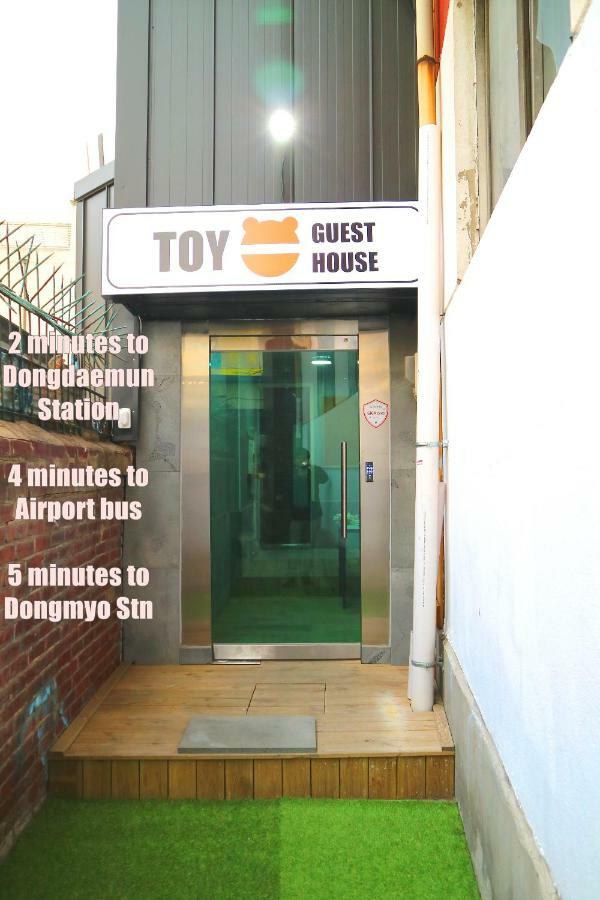 Toy Guesthouse Seúl Exterior foto